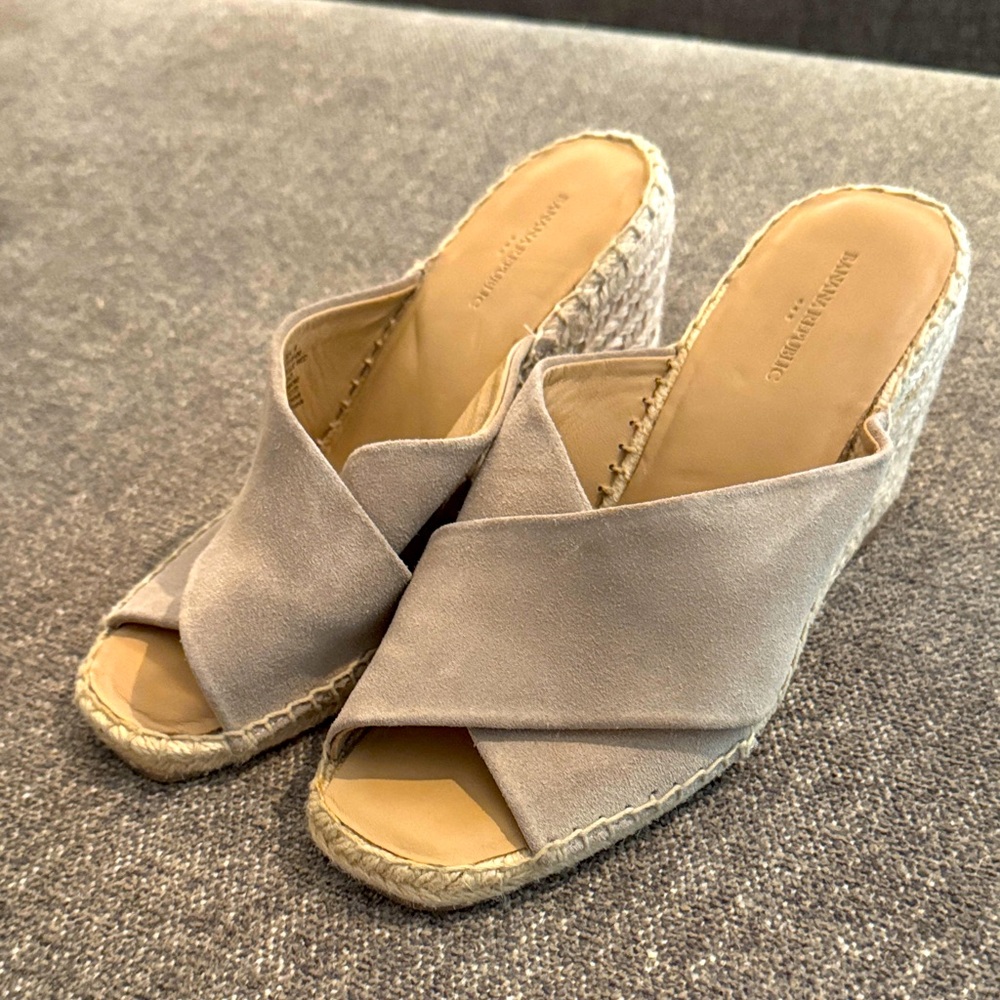 Banana Republic Tan Espadrille Wedges